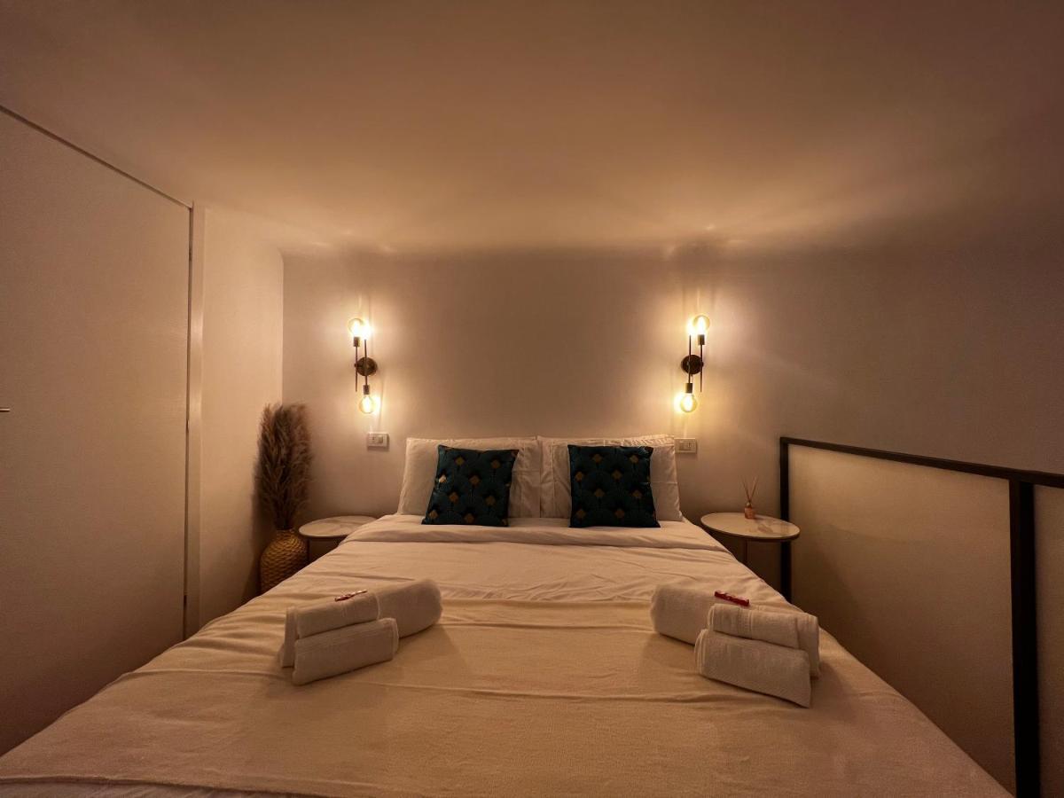 Regina Milano In Porta Romana 2 - Sky Tv, Wifi E Breakfast Box公寓 外观 照片