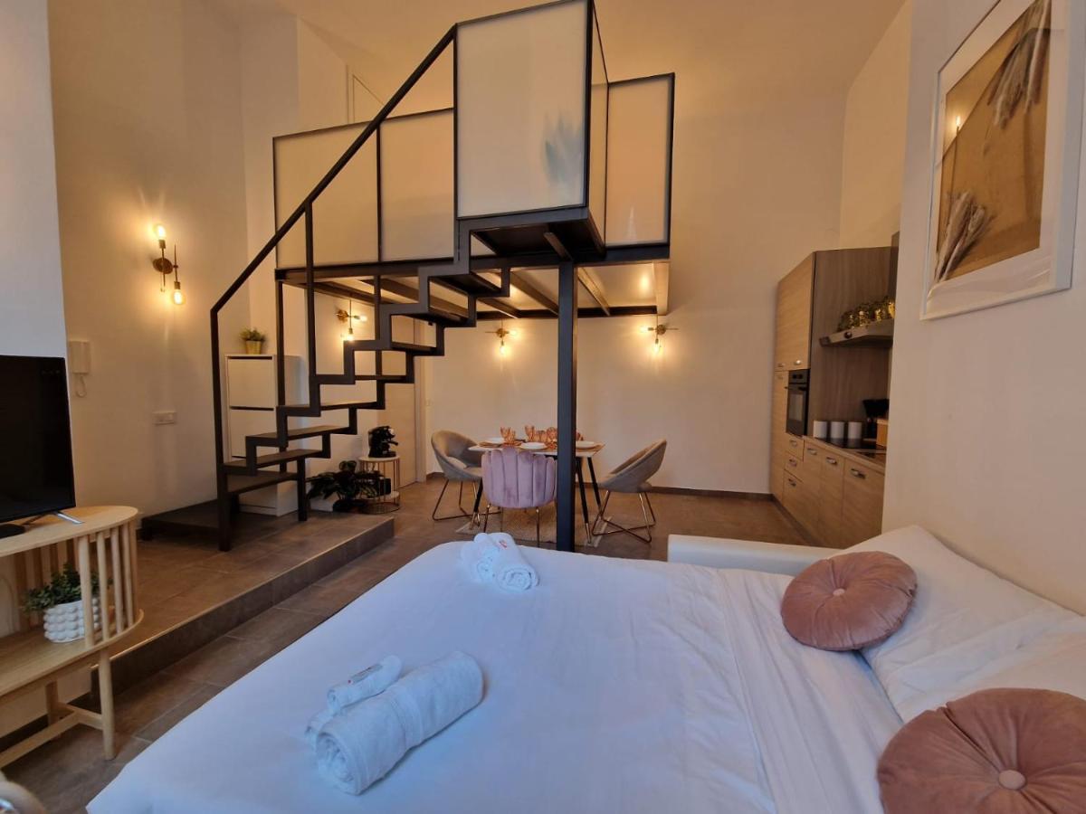 Regina Milano In Porta Romana 2 - Sky Tv, Wifi E Breakfast Box公寓 外观 照片