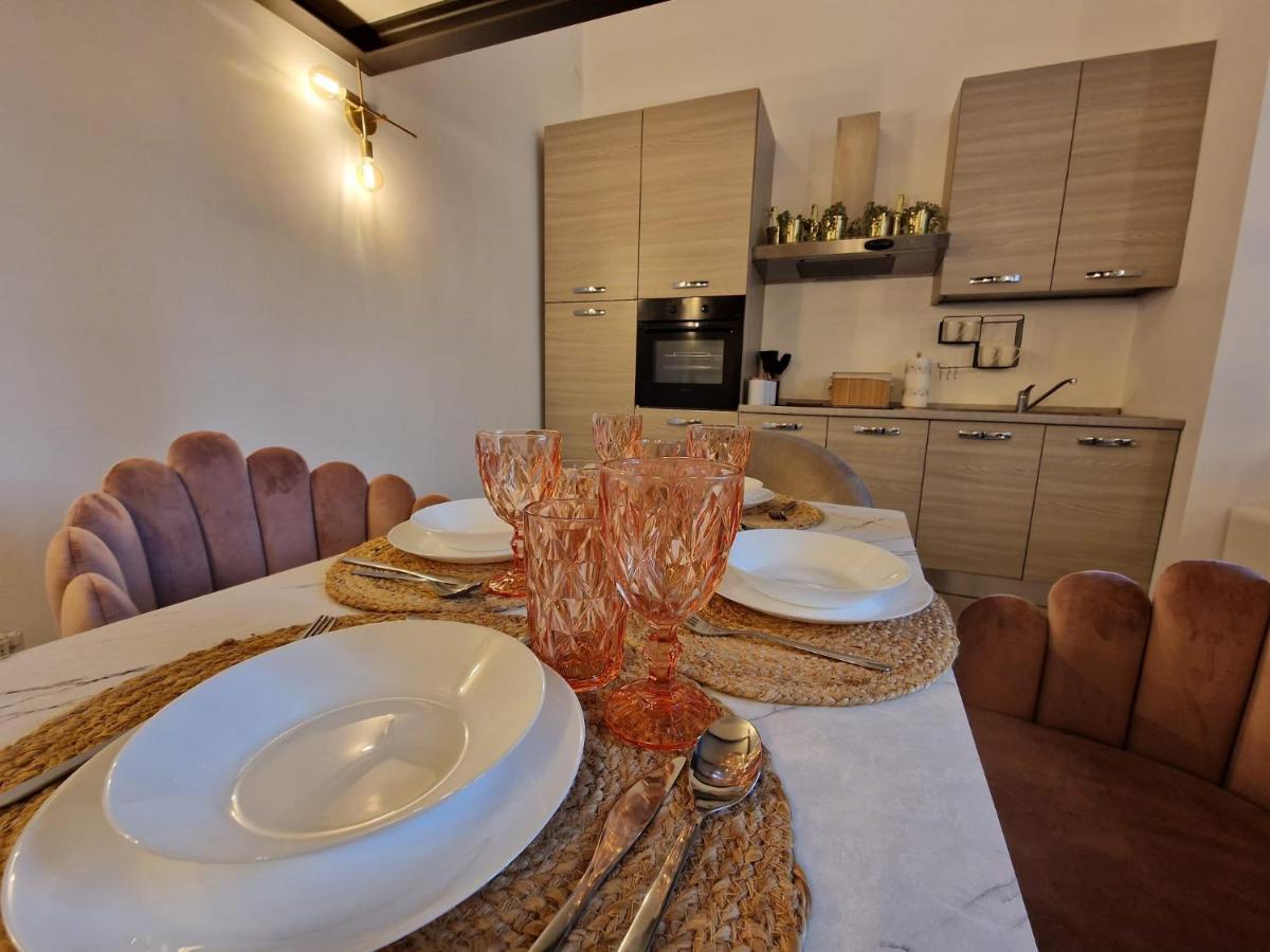 Regina Milano In Porta Romana 2 - Sky Tv, Wifi E Breakfast Box公寓 外观 照片