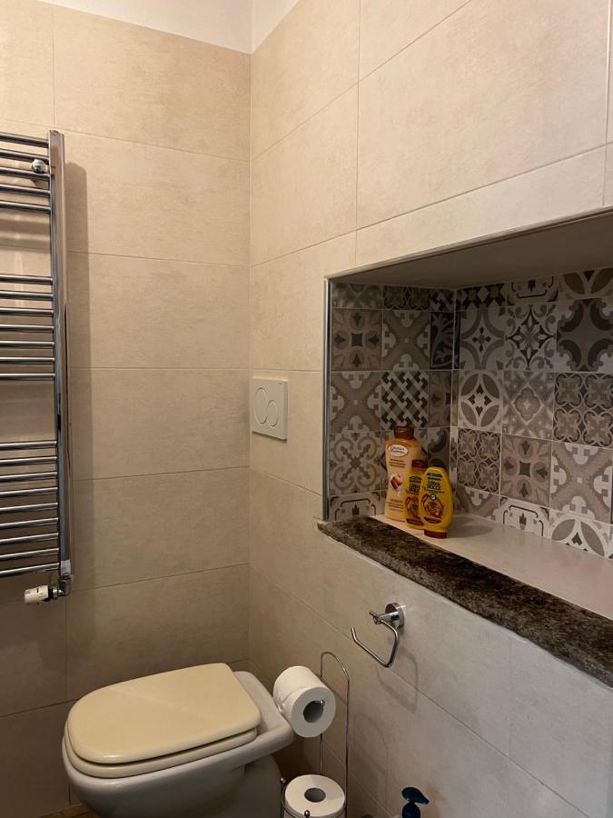 Regina Milano In Porta Romana 2 - Sky Tv, Wifi E Breakfast Box公寓 外观 照片
