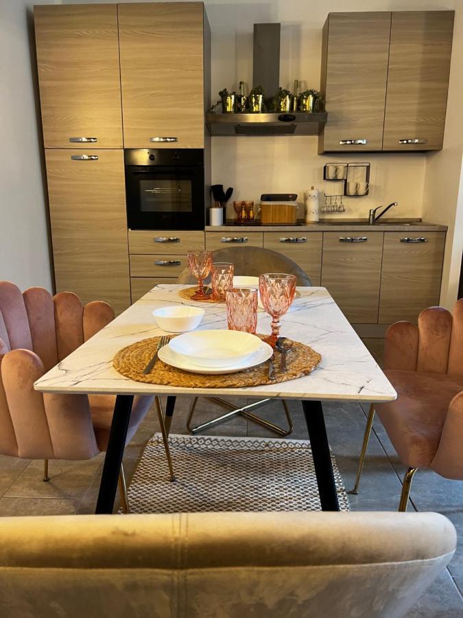 Regina Milano In Porta Romana 2 - Sky Tv, Wifi E Breakfast Box公寓 外观 照片