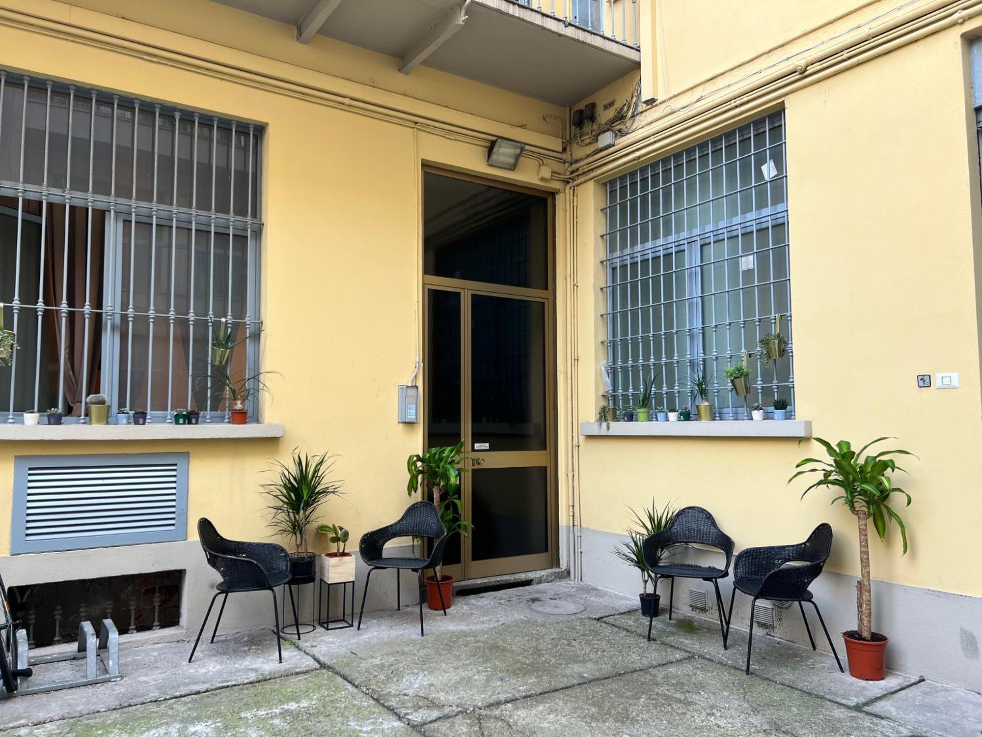 Regina Milano In Porta Romana 2 - Sky Tv, Wifi E Breakfast Box公寓 外观 照片